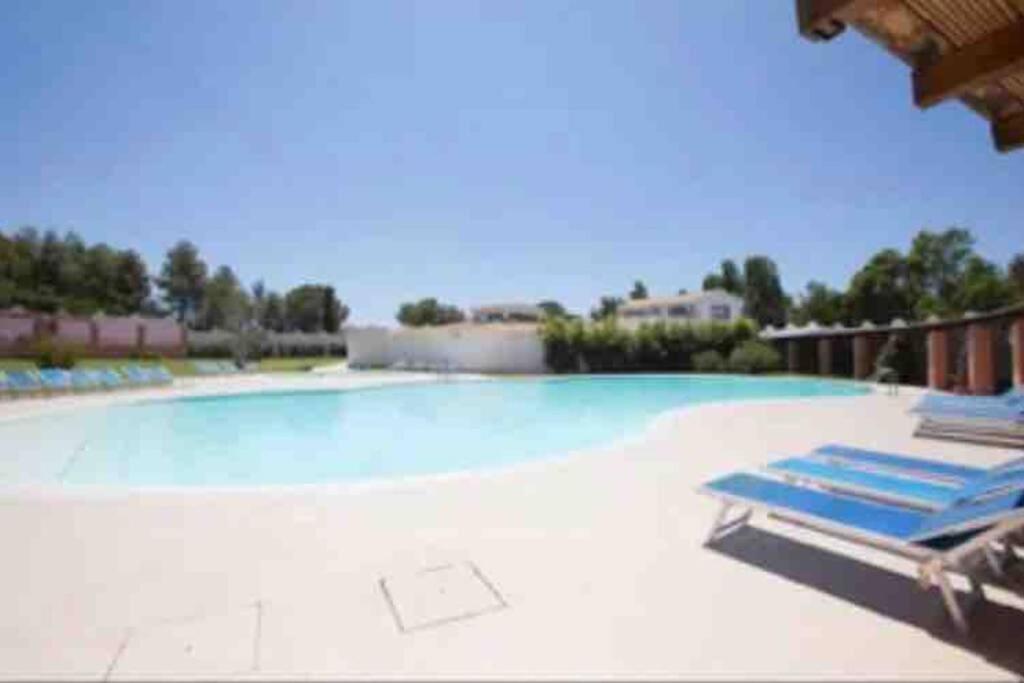 Casa L'Orizzonte Azzurro Villa Pula Eksteriør bilde
